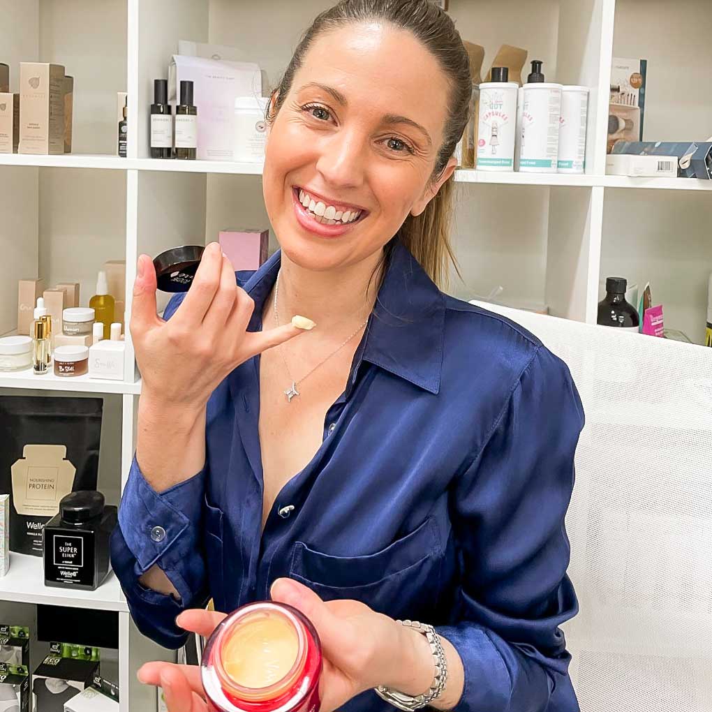 Don't Forget Your Neck! The Benefits of Using a Neck Cream