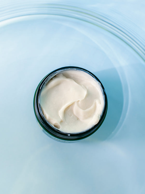 Madara Feed Repair Dry Rescue Hair Mask jar photo