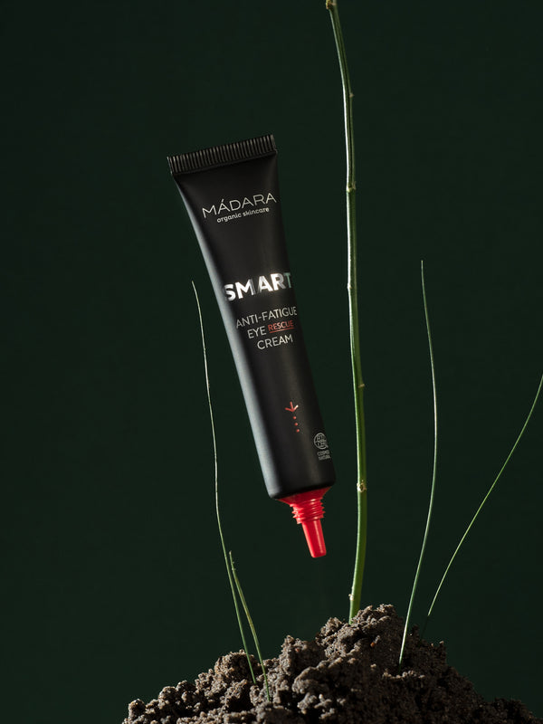 Madara SMART Anti-Fatigue Eye Rescue Cream tube photo