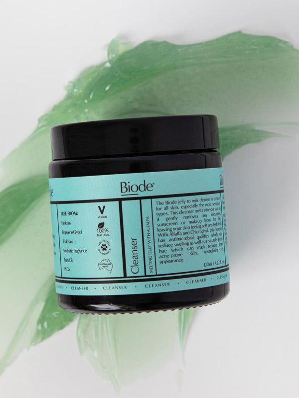 Biode Cleanser Melting Jelly with green cleanser texture
