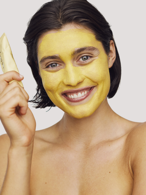 Model wearing LAMAV Glow Beauty Mask