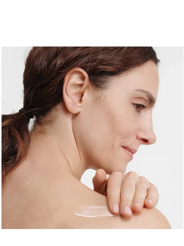 Applying Dr Hauschka Regenerating Body Cream