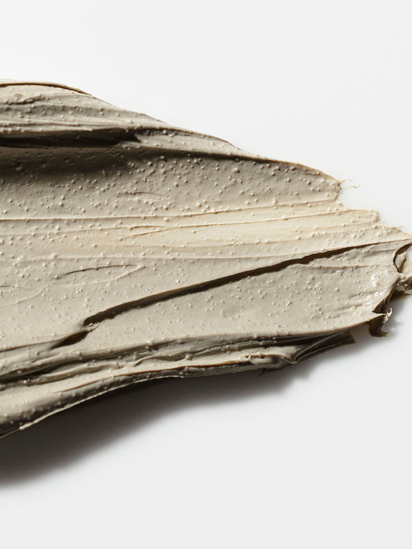 Mud texture of Antipodes Halo Skin-Brightening Facial Mud Mask