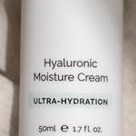 LAMAV Hyaluronic Moisture Cream bottle close up