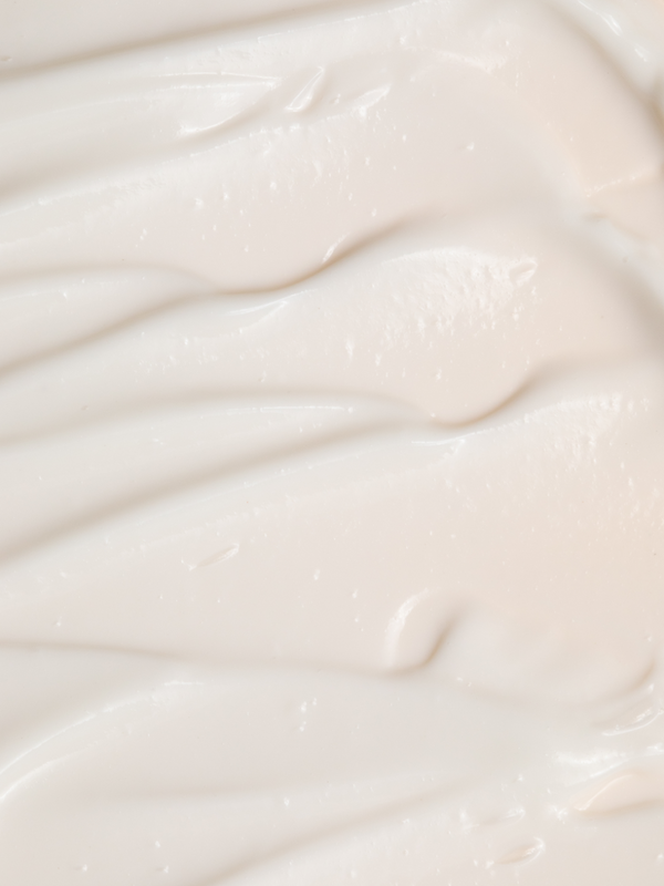 LAMAV Hyaluronic Moisture Cream label close up