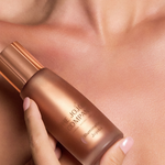 The Jojoba Company Illuminating Jojoba bottle with gold pump