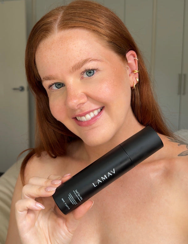 Applying the LAMAV Self Tan Mist