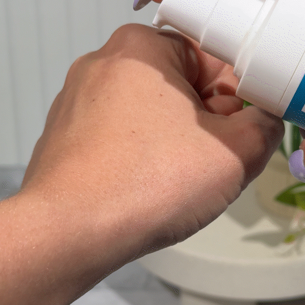 MooGoo Blemish Calming Cream 75g — official MooGoo application image 2
