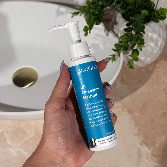 MooGoo Oil Cleansing Method 100ml lifestyle image