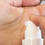 MooGoo Vitamin C Brightening Active Serum 25ml application demonstration