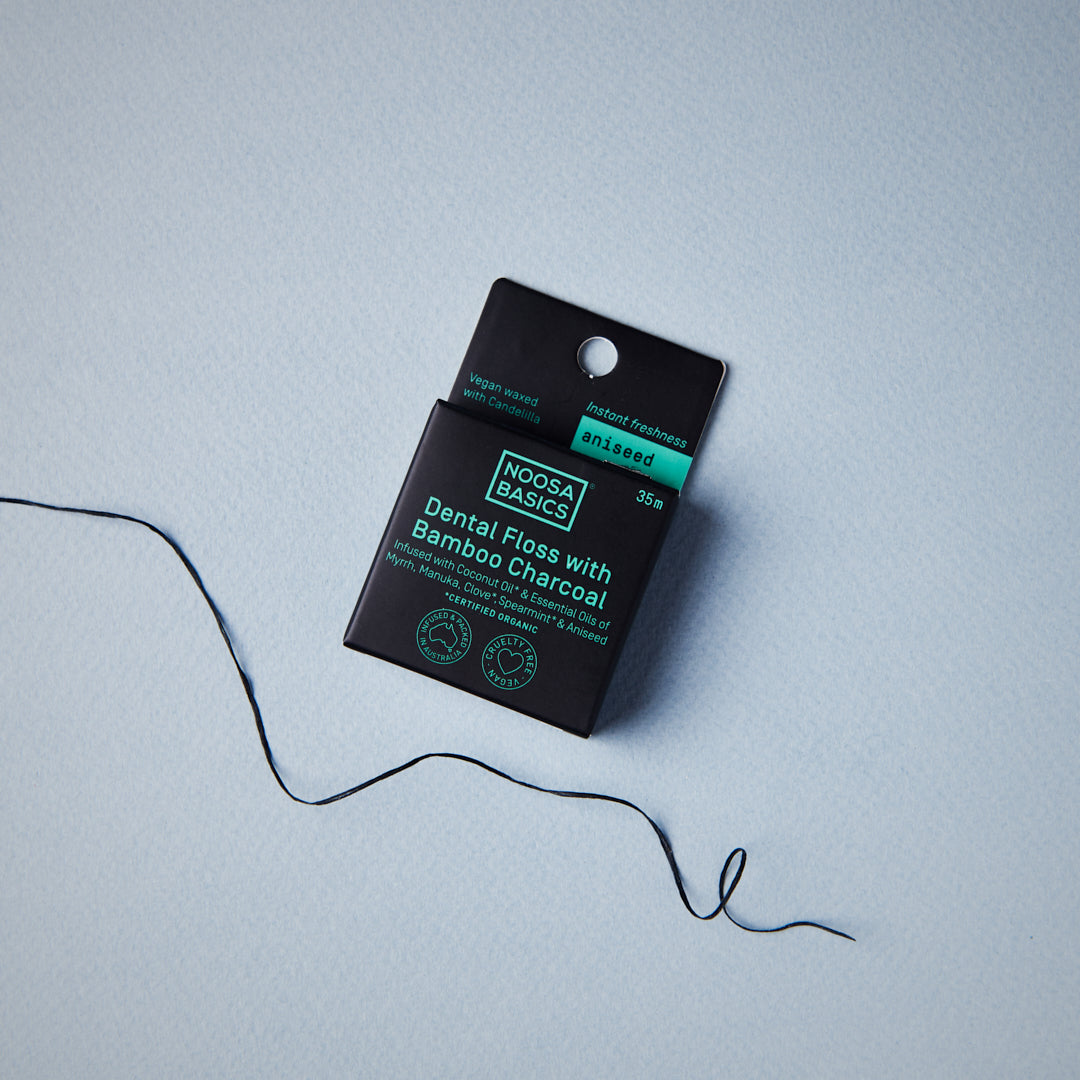Noosa Basics Dental Floss with Bamboo Charcoal - Aniseed lifestyle image