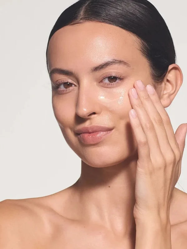 Applying Dr Hauschka Revitalising Day Lotion