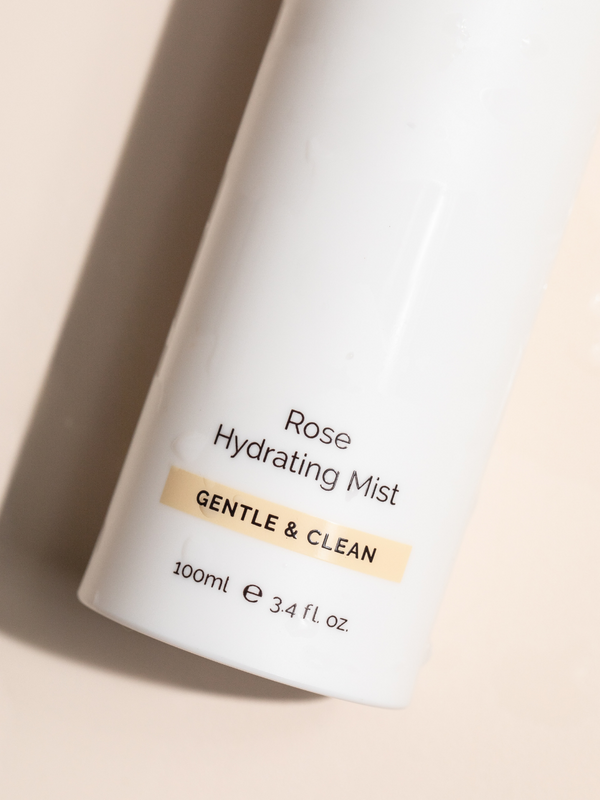 Fine mist from the LAMAV Rose Hydrating Mist