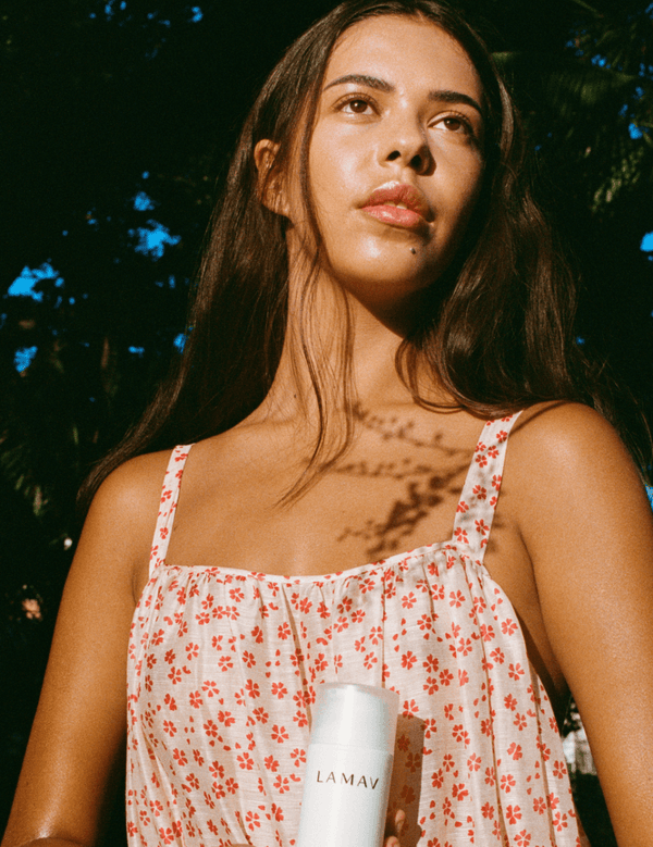 Gel texture of LAMAV Sweet Orange Balancing Cleanser