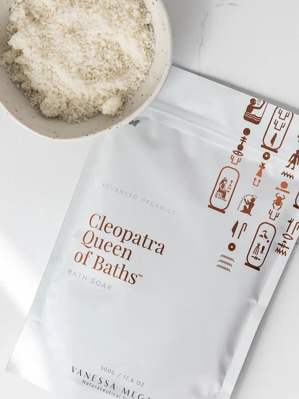 Vanessa Megan Cleopatra Queen of Baths Bath Soak pouch with milk bath