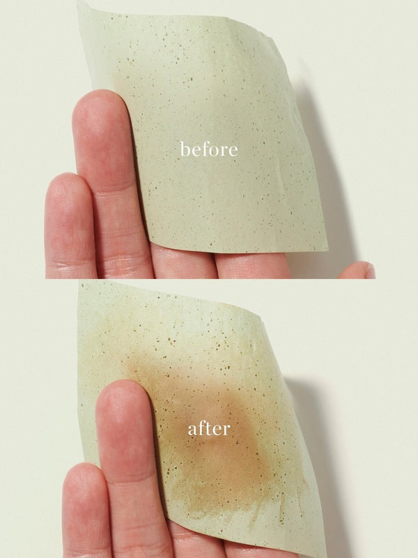 Ere Perez Green Tea Oil Control Paper – blotting paper before and after absorbing oil