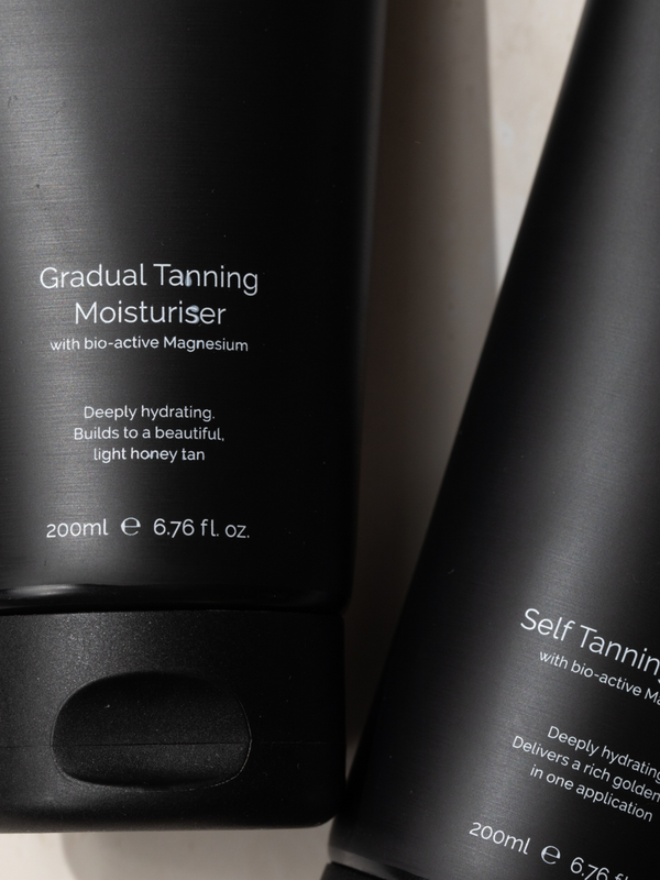 LAMAV Gradual Tanning Moisturiser lifestyle photo