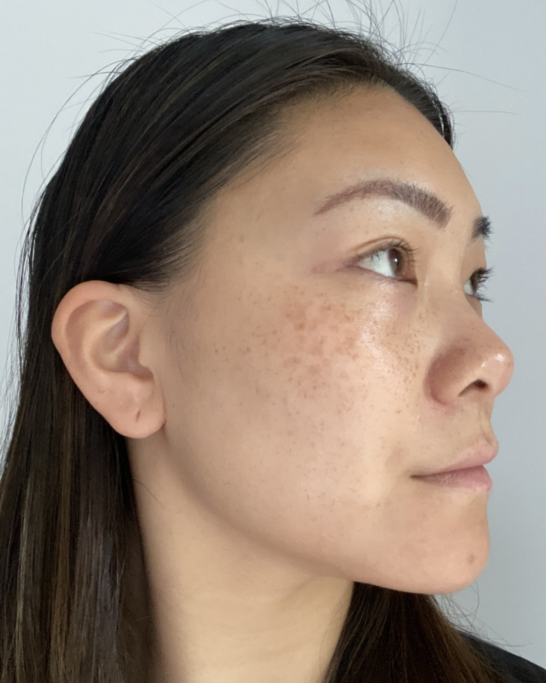 Close-up portrait after using Mukti Hyaluronic Marine Serum