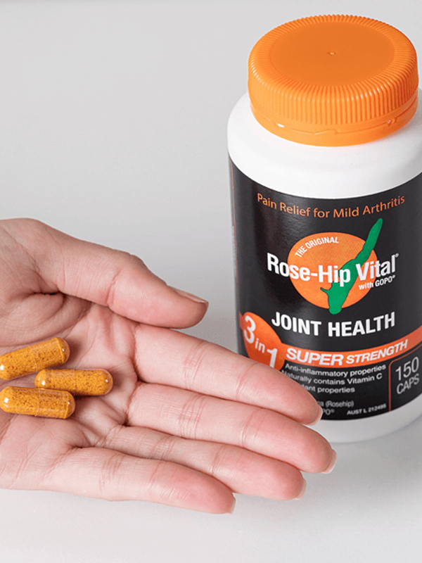 Rose-Hip Vital Super Strength 150 capsules ready to take