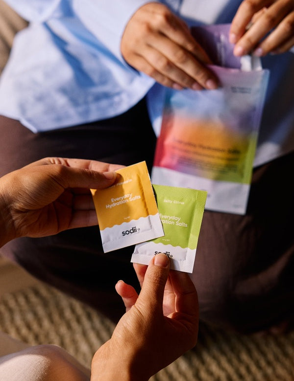 Sodii Everyday Hydration Salts Mixed Flavour friends choosing flavours from the sample pack