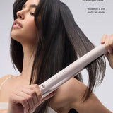 T3 SinglePass Smooth X Flat Iron in use