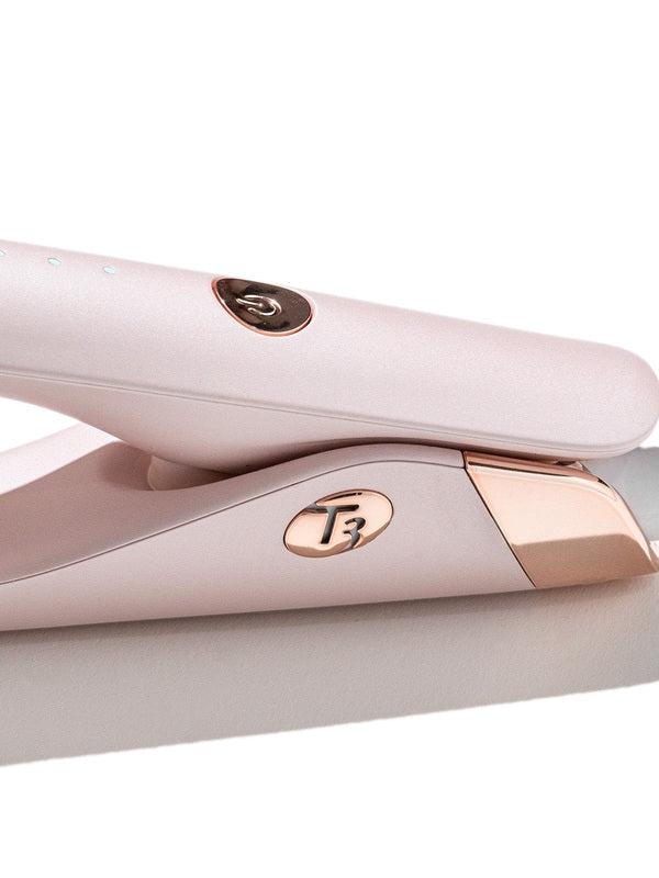 T3 SinglePass Smooth X Flat Iron hinge detail